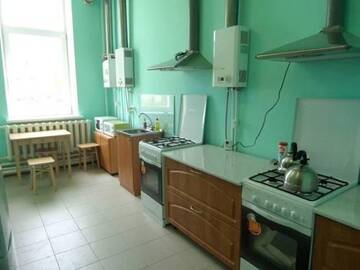 Фото номера Кровать в общем четырехместном номере Гостиница в Старой Руссе г. Старая Русса 6
